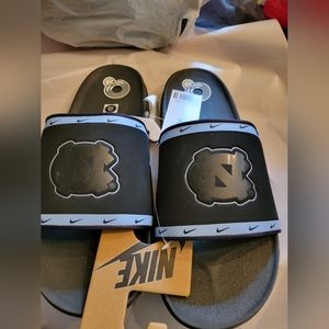 Notth Carolina Nike slipers size 14